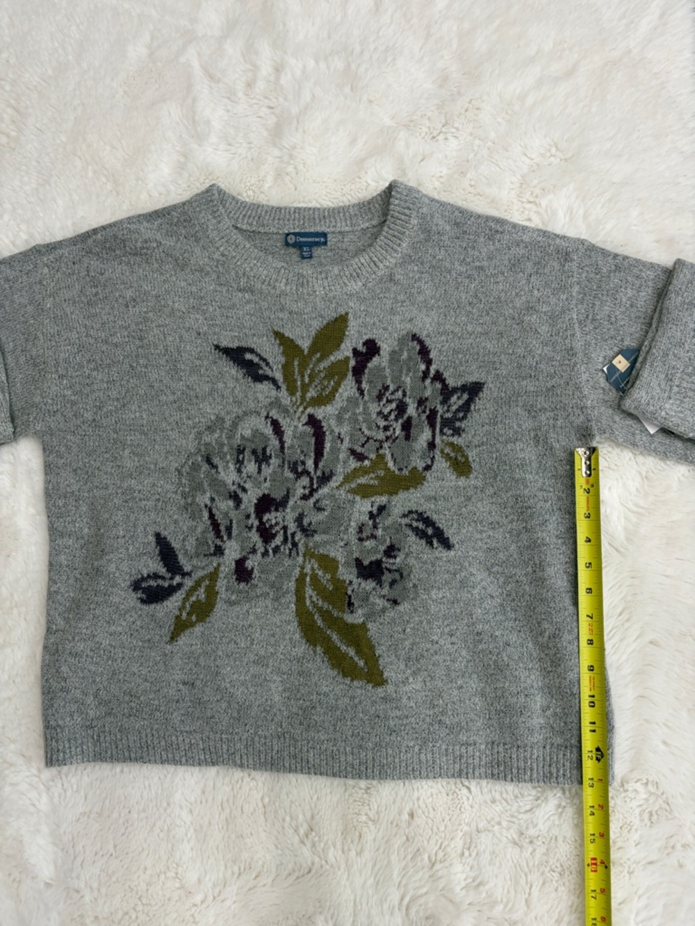 Democracy,Size XL,Women’s Gray Floral Crewneck Sweater - Picture 12 of 17